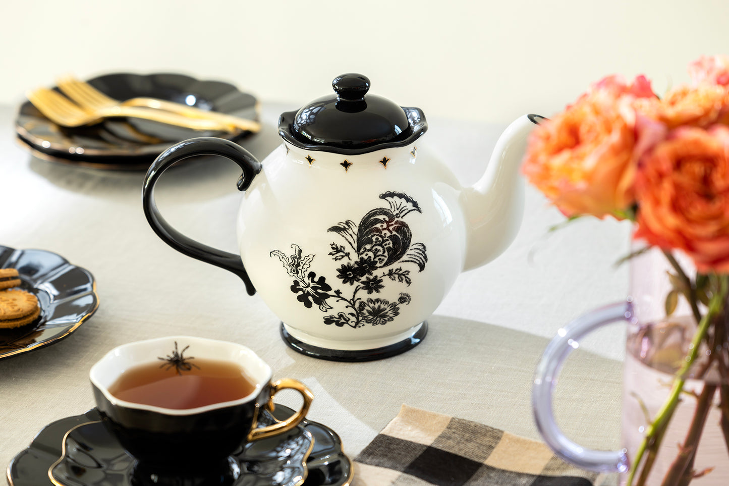 Halloween Victorian Skulls Teapot