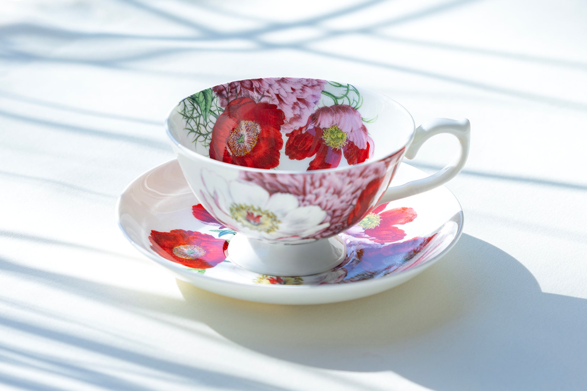 Stechcol Gracie Bone China Red Poppy Bone China Tea Cup and Saucer set of 1