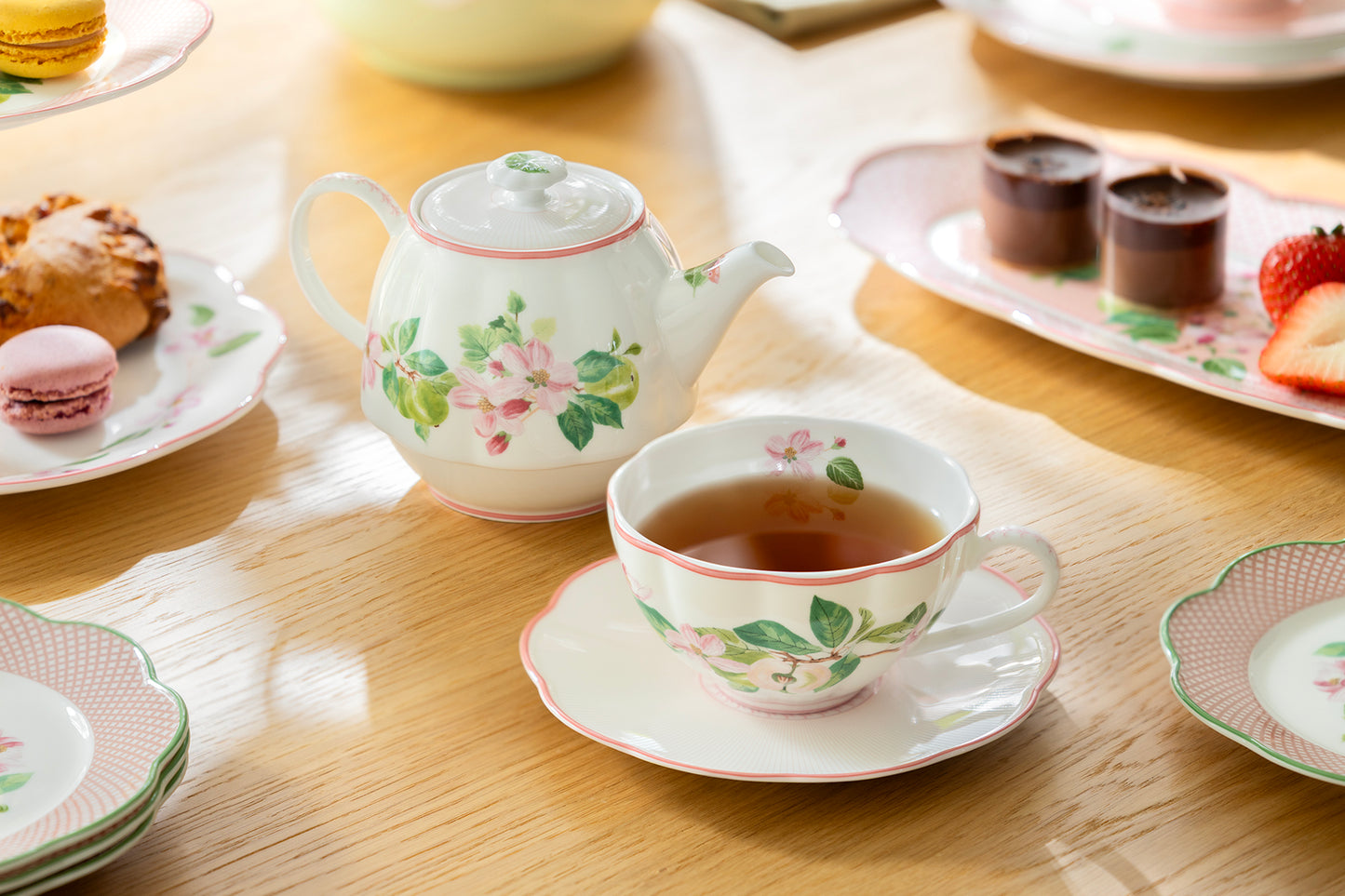 Apple Blossom Pink Bone China Tea For One Set with Gift Box