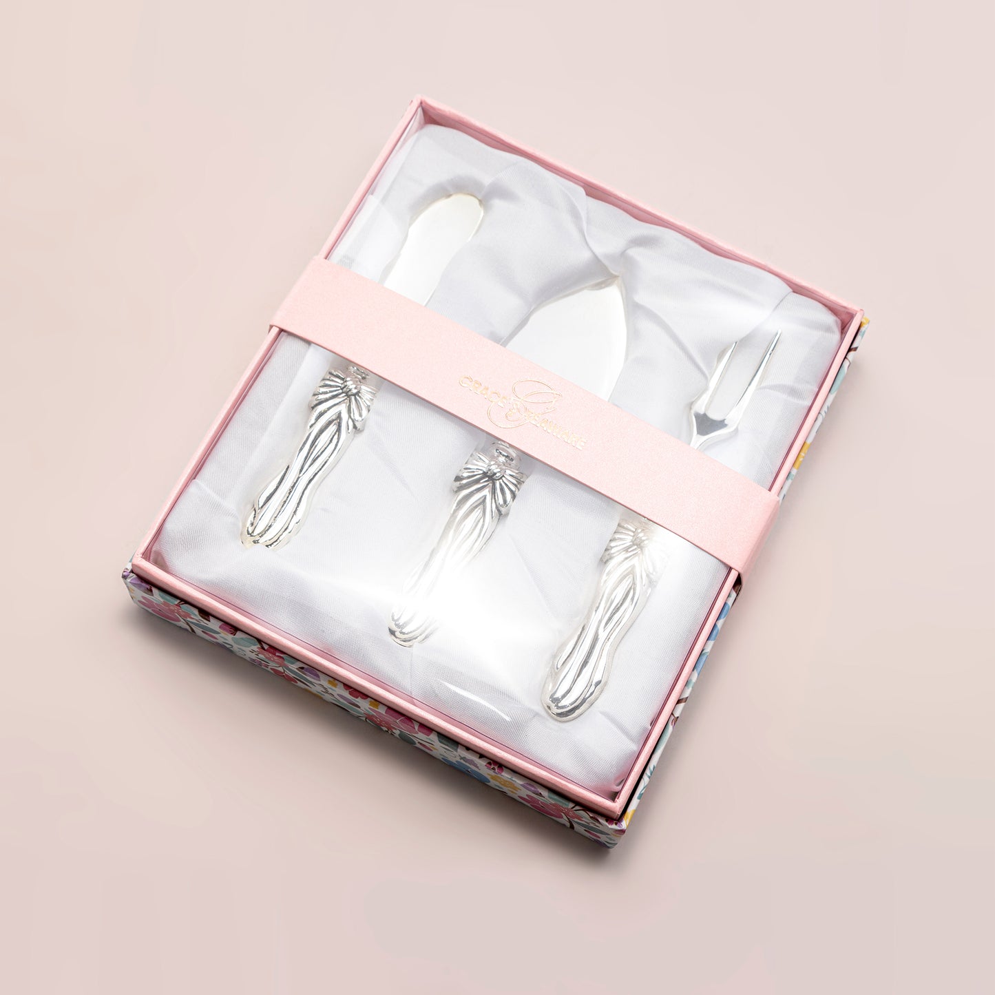 Silver Plated Hostess Flatware Set of 3 with Ribbon Handle Design